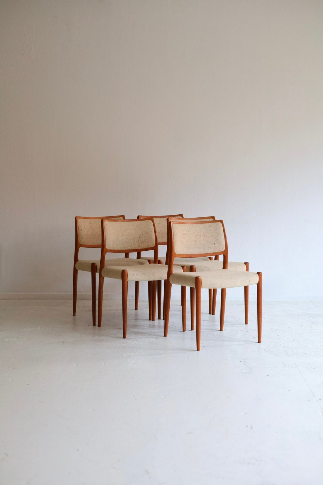 Set van 4 eetkamerstoelen model 80, Niels Otto Møller, Ophalen, Hout, Overige kleuren, Design