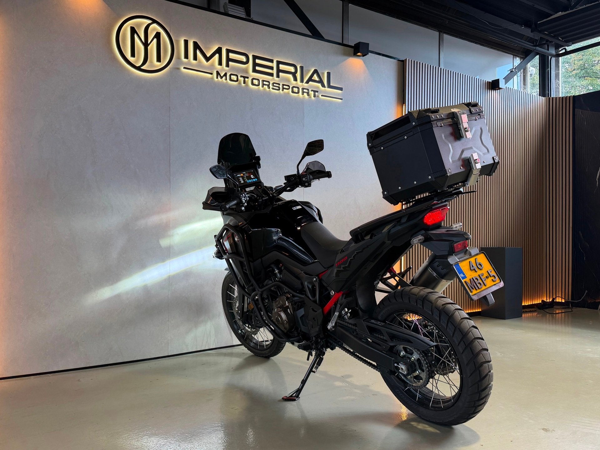 Honda All-Road CRF 1100L Africa Twin DCT ABS Akrapovic|beuge, Honda, Handvatverwarming, Tuinstraat 9
5144 NE  Waalwijk, NL, Meer dan 35 kW
