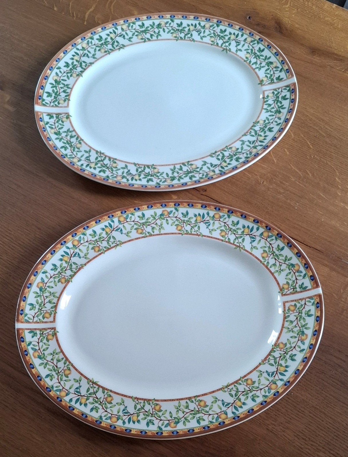 2 ovalen serveerschalen Johnson Brothers Lemon Tree servies, Ophalen