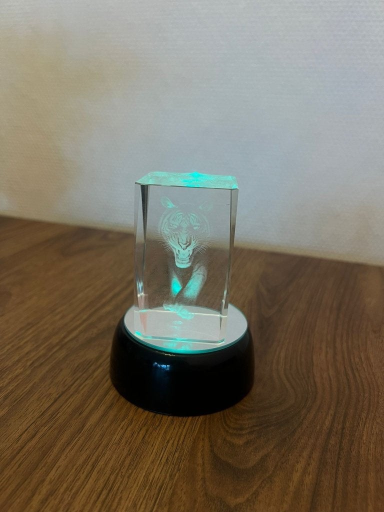 3D glazen kristal kubus tijger – LED verlichting – NIEUW, Ophalen of Verzenden, Nieuw, Glas