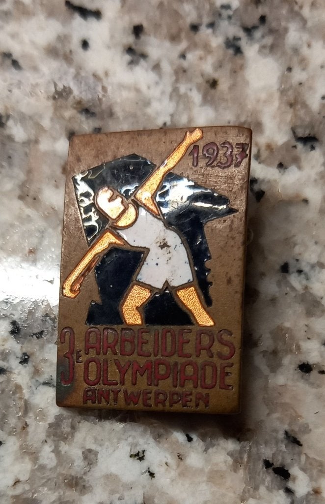 Pin arbeider olympiade 1937, Verzenden, Gebruikt, Sport, Speldje of Pin
