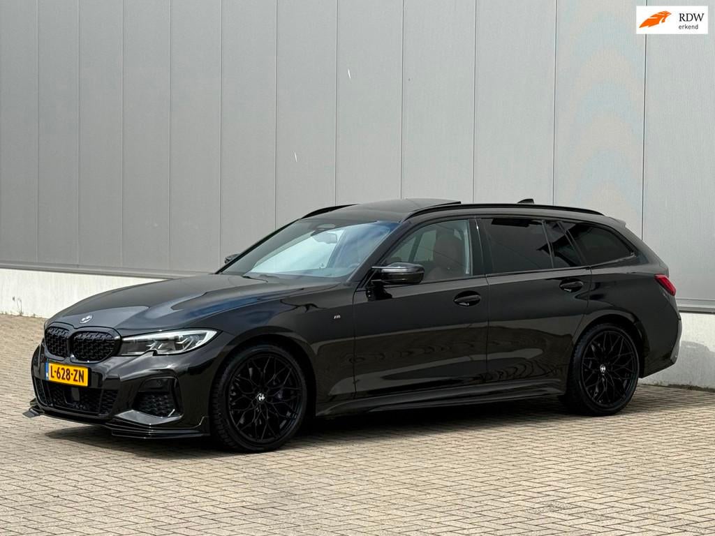 BMW 3-serie Touring M340i xDrive High Executive PANO BTW, Auto's, BMW, 1780 kg, Euro 6, Zwart, Vierwielaandrijving