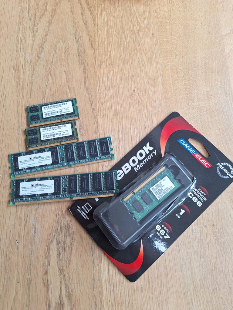 Diverse RAM Geheugen Modules (DDR, DDR2, DDR3), 400, 667, 1066, Gebruikt, Overige soorten, Server