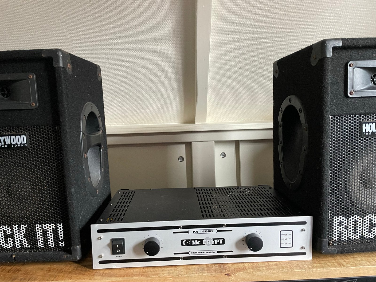 Mc Crypt PA-4000 Versterker met Hollywood Speakers, Gebruikt, 120 watt of meer, Stereo, Ophalen