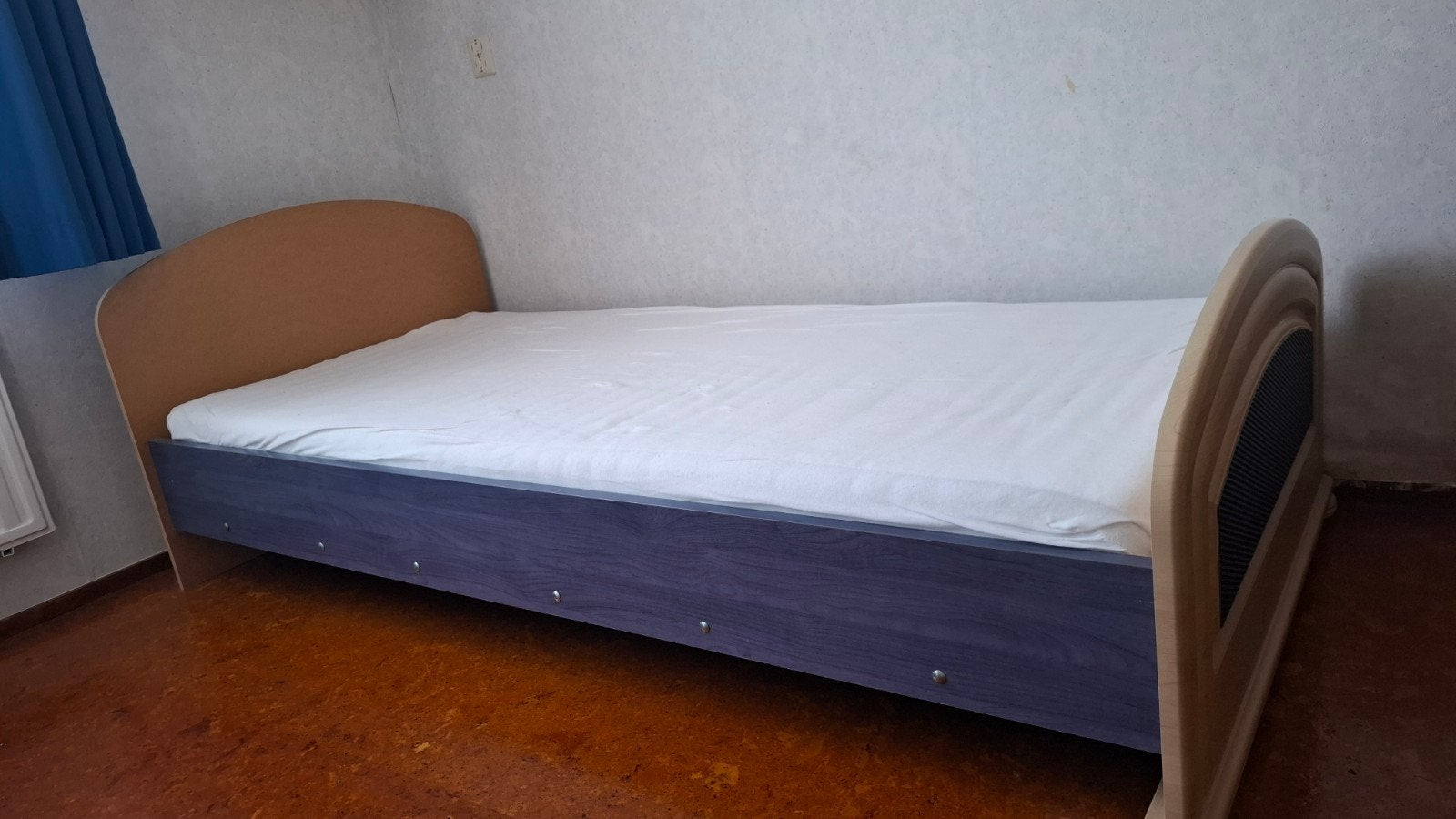 bed met auping spiraalbodem, Ophalen, Gebruikt, 90 cm, 200 cm