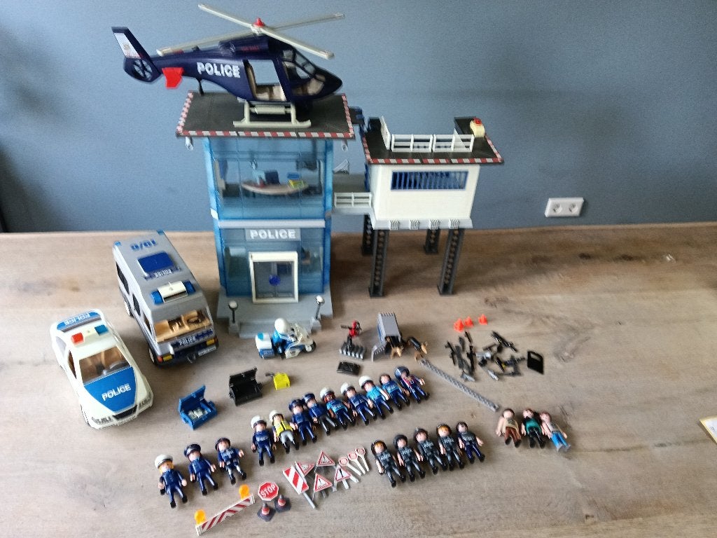 Playmobil politie sets: station, auto, bus, motor, heli, Ophalen, Gebruikt, City life, Complete set
