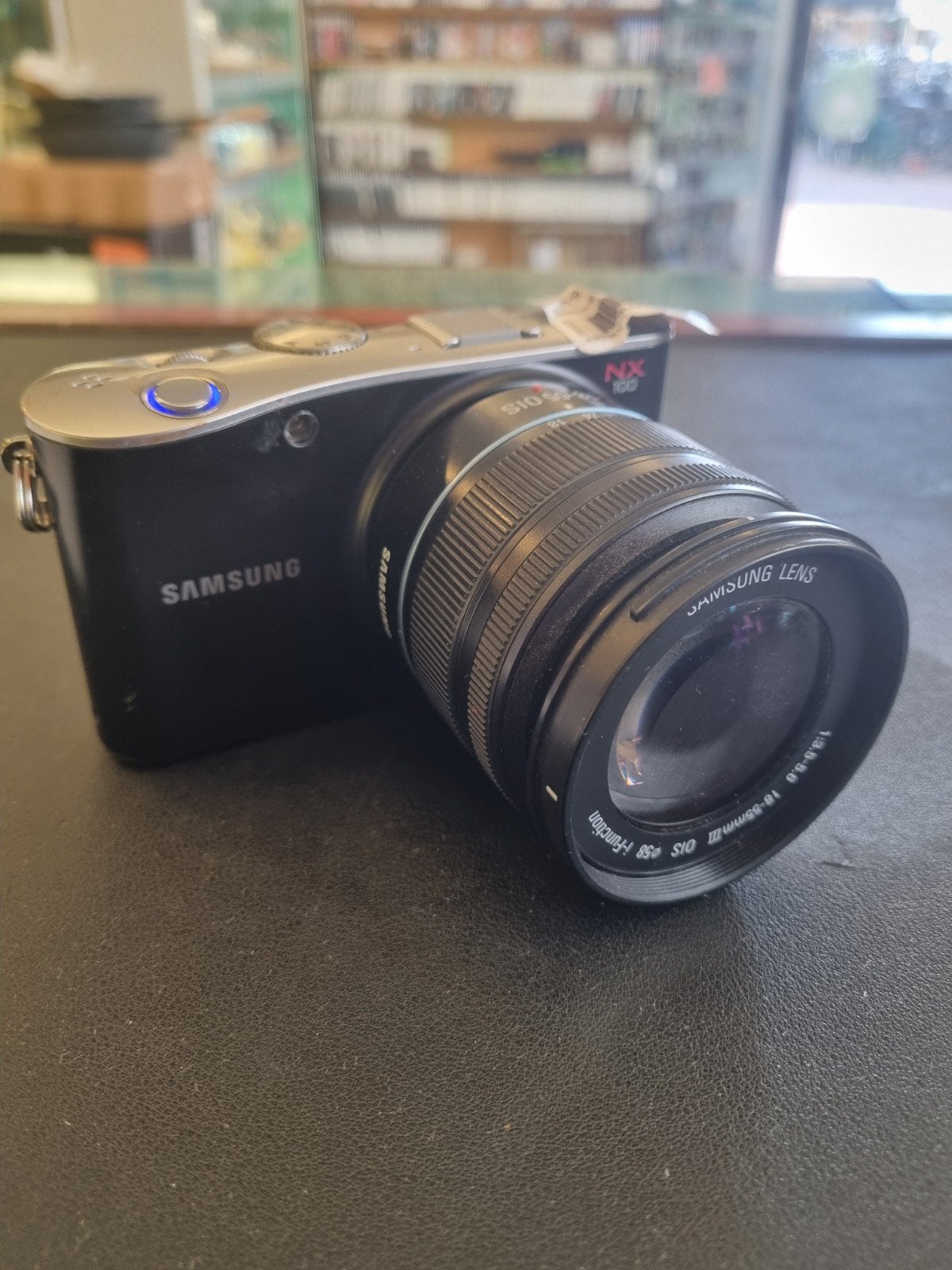 Samsung NX100 Systeemcamera met 18-55mm lens, Audio, Tv en Foto, Fotografie | Lenzen en Objectieven, Support@samsung.com, Gebruikt