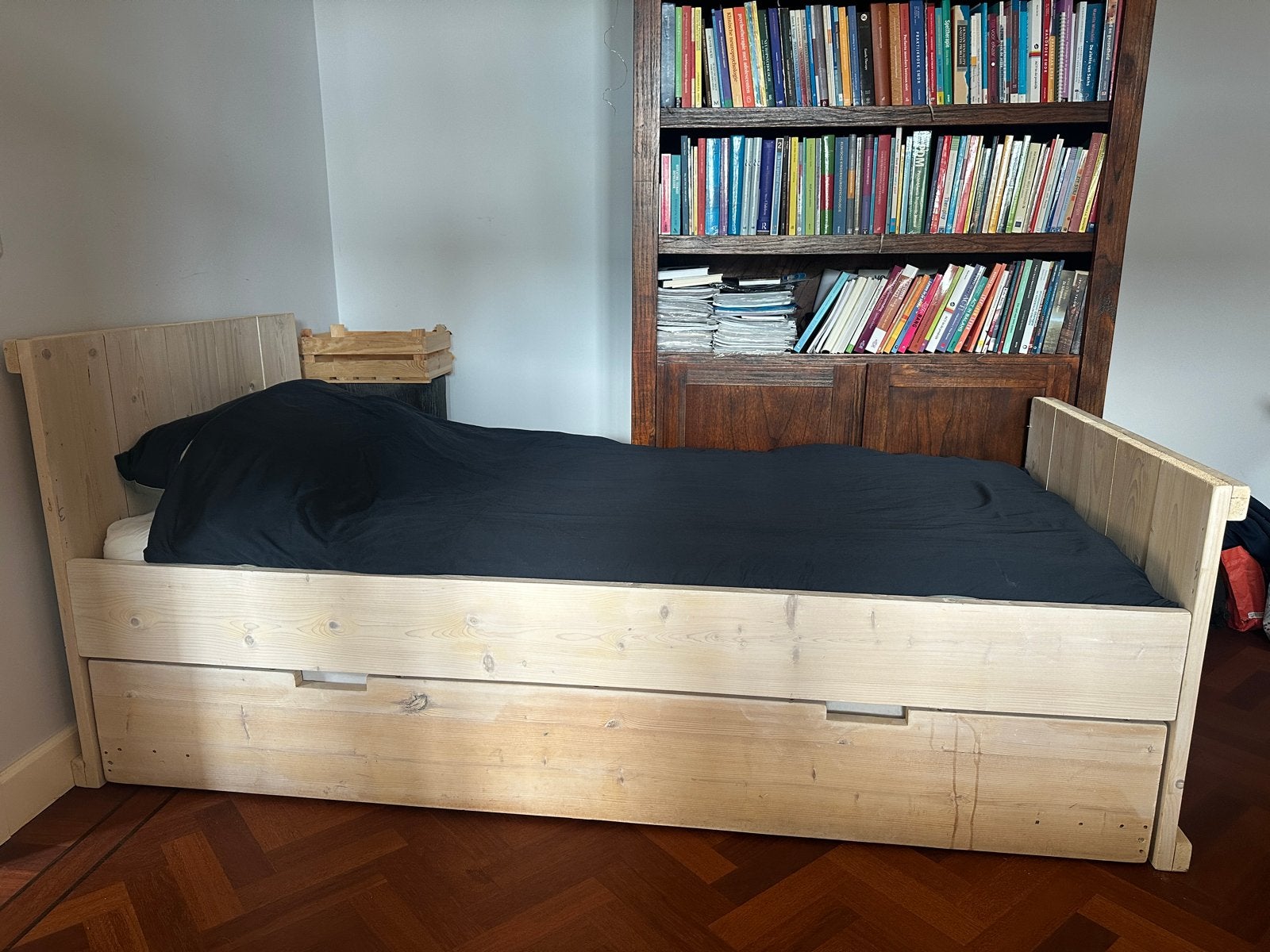Eenpersoons Steigerhouten Bed met Uitschuifbare Lade, Gebruikt, 90 cm, Eenpersoons, Wit
