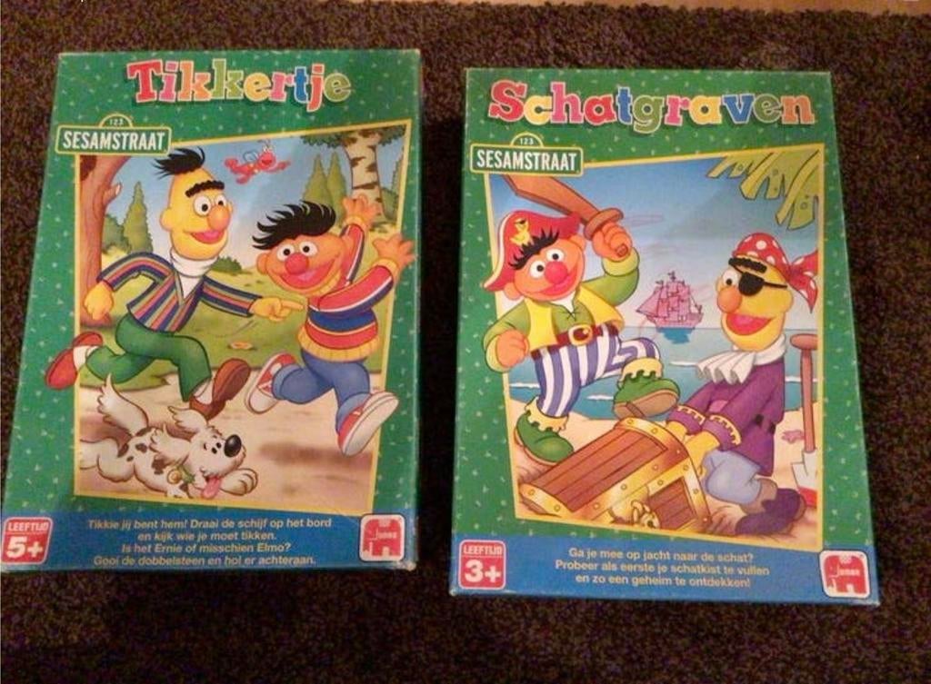 2x Sesamstraat 🌺 Schatgraven en Tikkertje, Ophalen of Verzenden, 10 tot 50 stukjes, Zo goed als nieuw