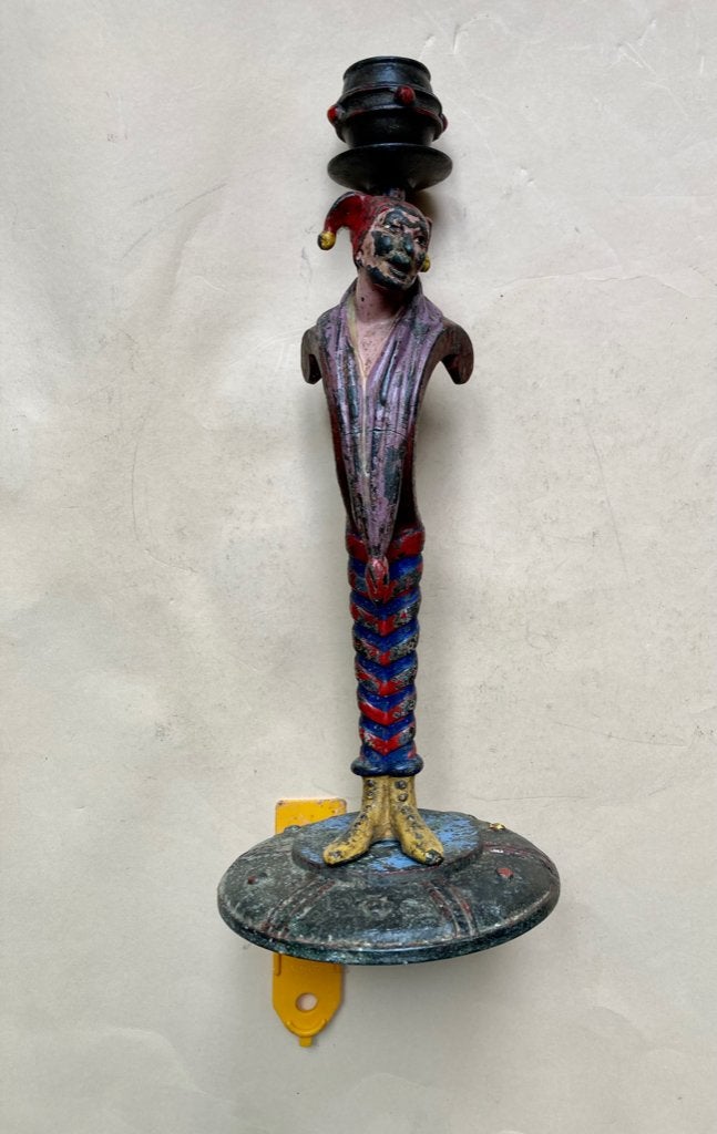 Antieke metalen kandelaar Nar figuur, 25 cm, Antiek en Kunst, Ophalen of Verzenden
