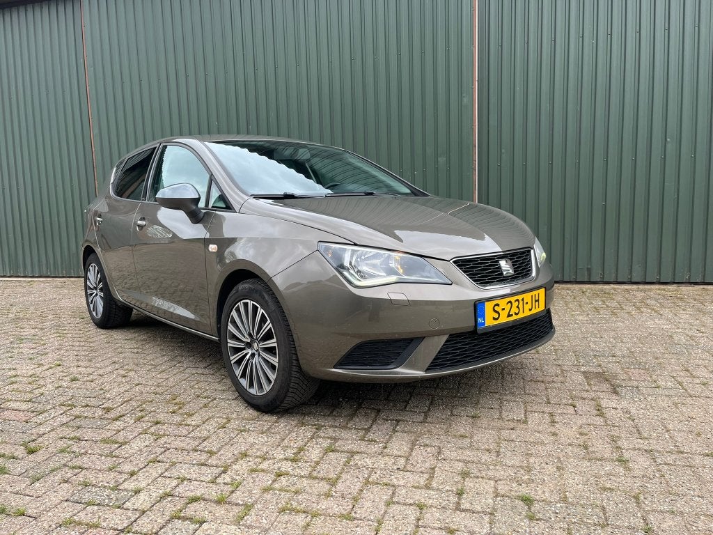Seat Ibiza 1.2 TSI Style (Connect uitvoering), Voorwielaandrijving, Lichtsensor, 40 €/maand, 989 kg