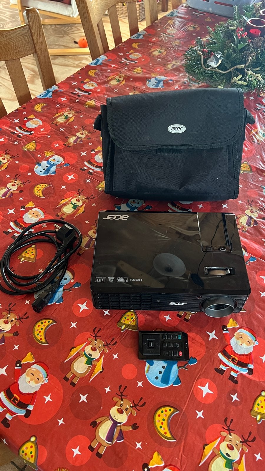 Acer P1163 DLP Projector met HDMI en draagtas, Ophalen, Gebruikt, HD (720), DLP