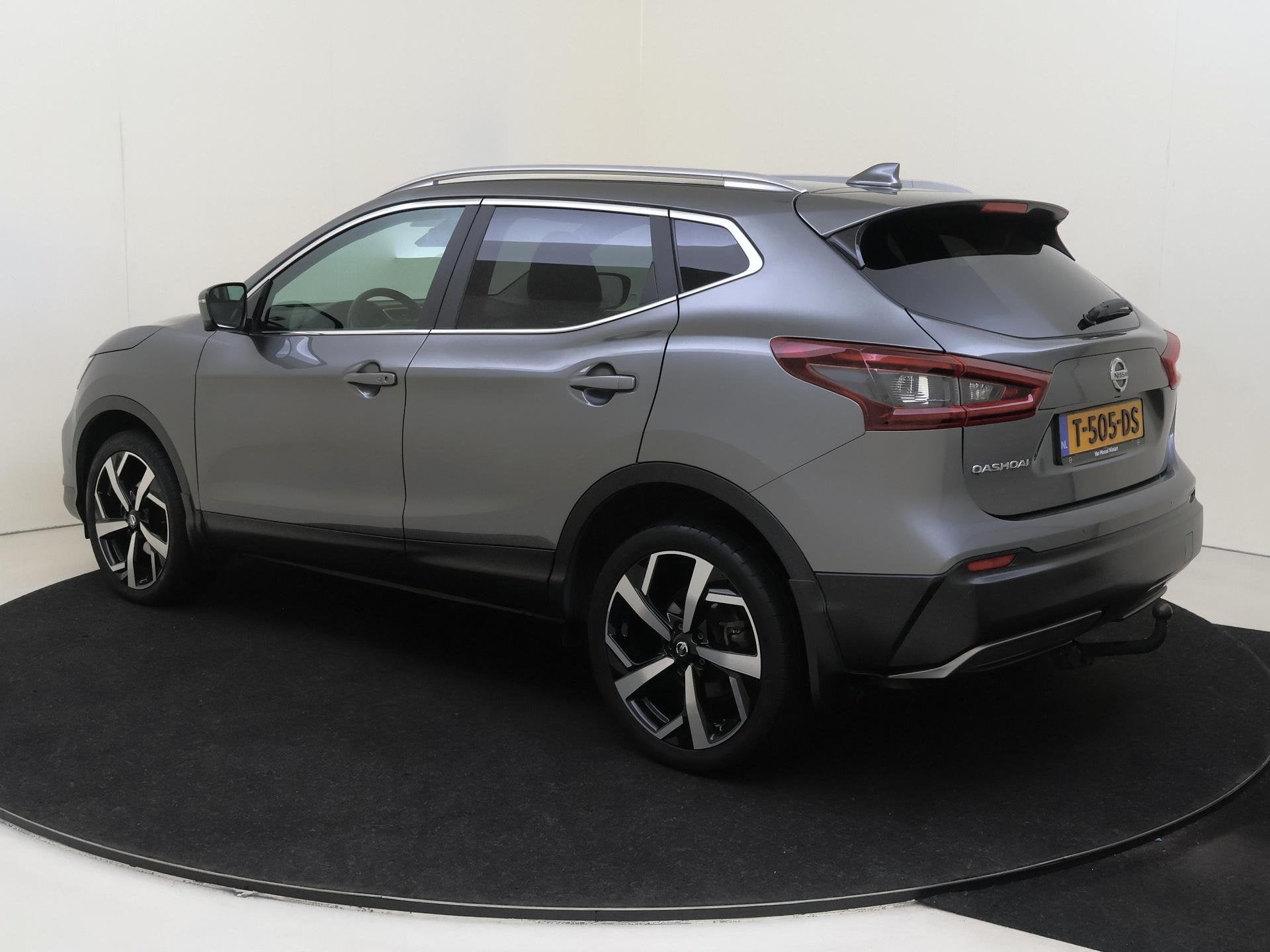 Nissan Qashqai 1.3 DIG-T Tekna 160PK | Automaat | Trekhaak |, Gebruikt, Euro 6, 4 cilinders, 1290 kg