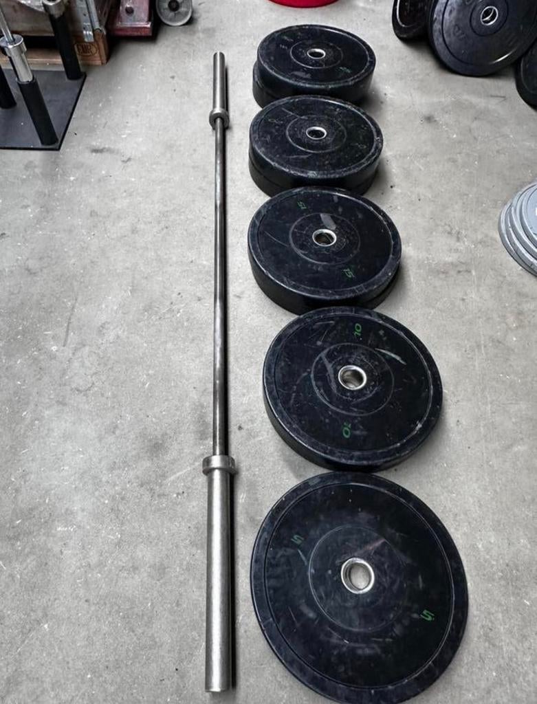 150kg Bumperplates + Olympische Halterstang 220cm, Sport en Fitness, Fitnessmaterialen, Ophalen, Gebruikt, Halterschijven