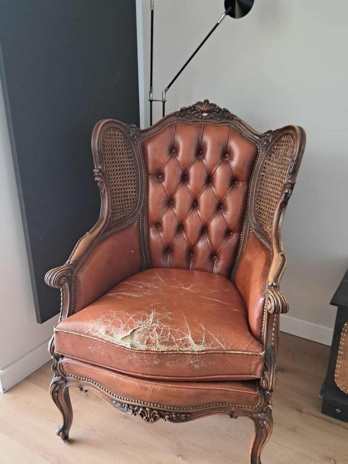 Antieke fauteuil leer, Ophalen