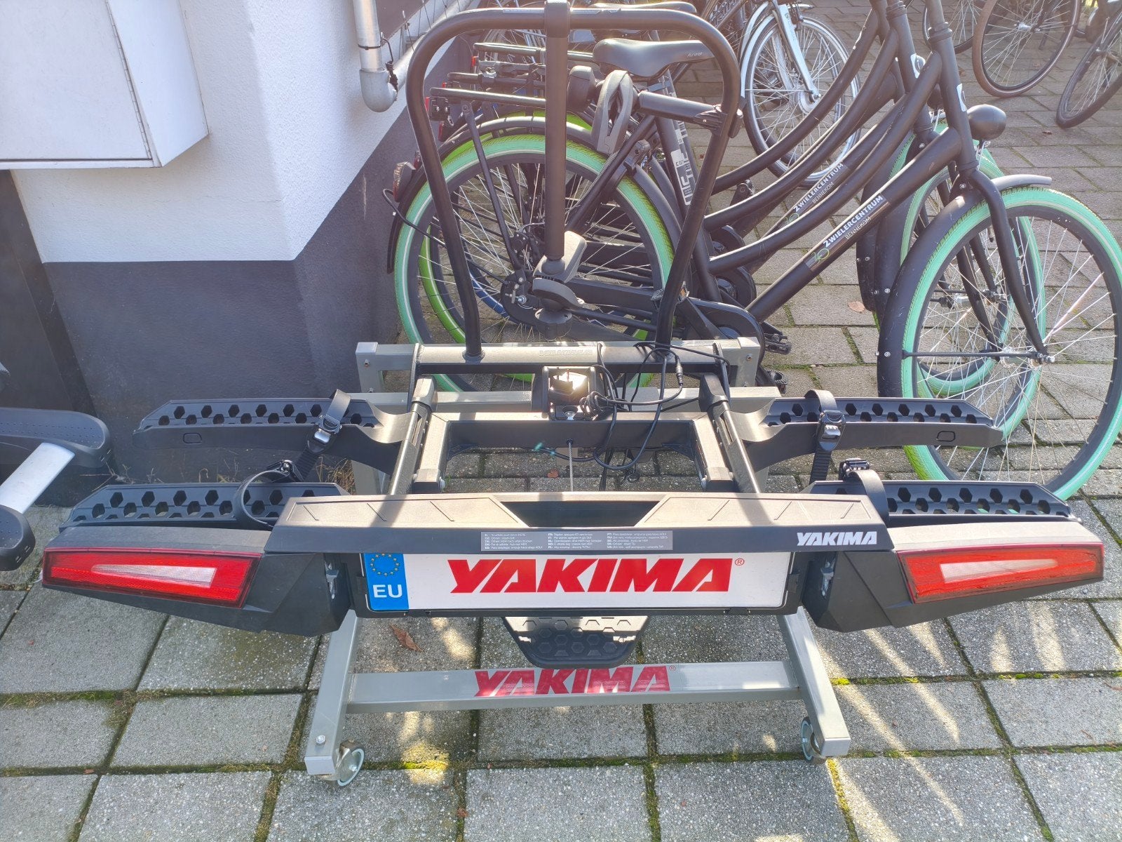 Yakima Foldclick 2 Fietsendrager - Trekhaak, Ophalen, Nieuw, Brede banden, 2 fietsen