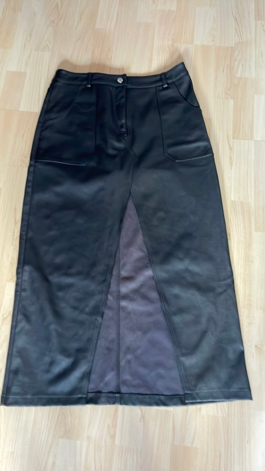 Nieuw zwart leerlook rok maat L, Kleding | Dames, Rokken, Zwart, Maat 42/44 (L), Nieuw, Ophalen of Verzenden