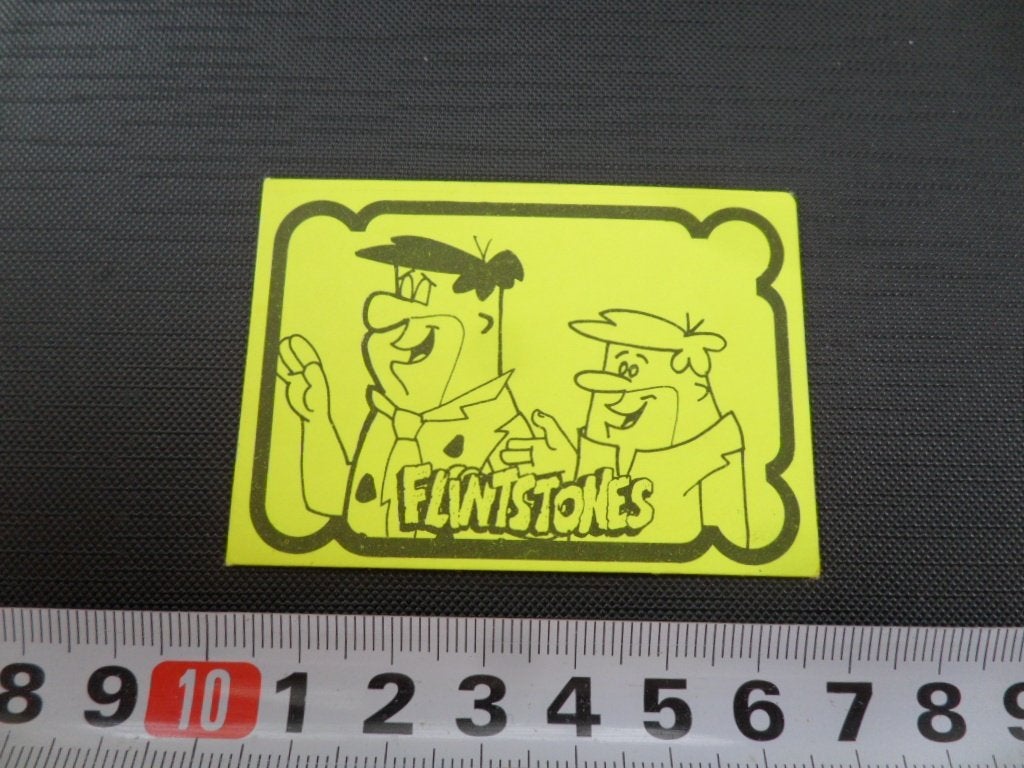 sticker 151 strip geel - flintstones, Ophalen of Verzenden, Zo goed als nieuw