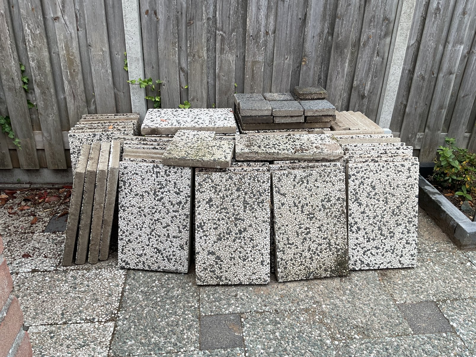 Tuin, Tuin en Terras, Ophalen, Gebruikt, 10 m² of meer, Beton