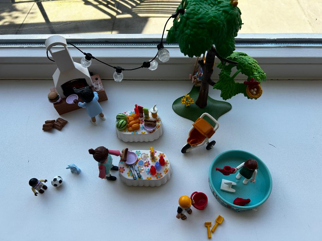 Playmobil City Life tuinfeest met BBQ 9272, Ophalen, Zo goed als nieuw, Complete set
