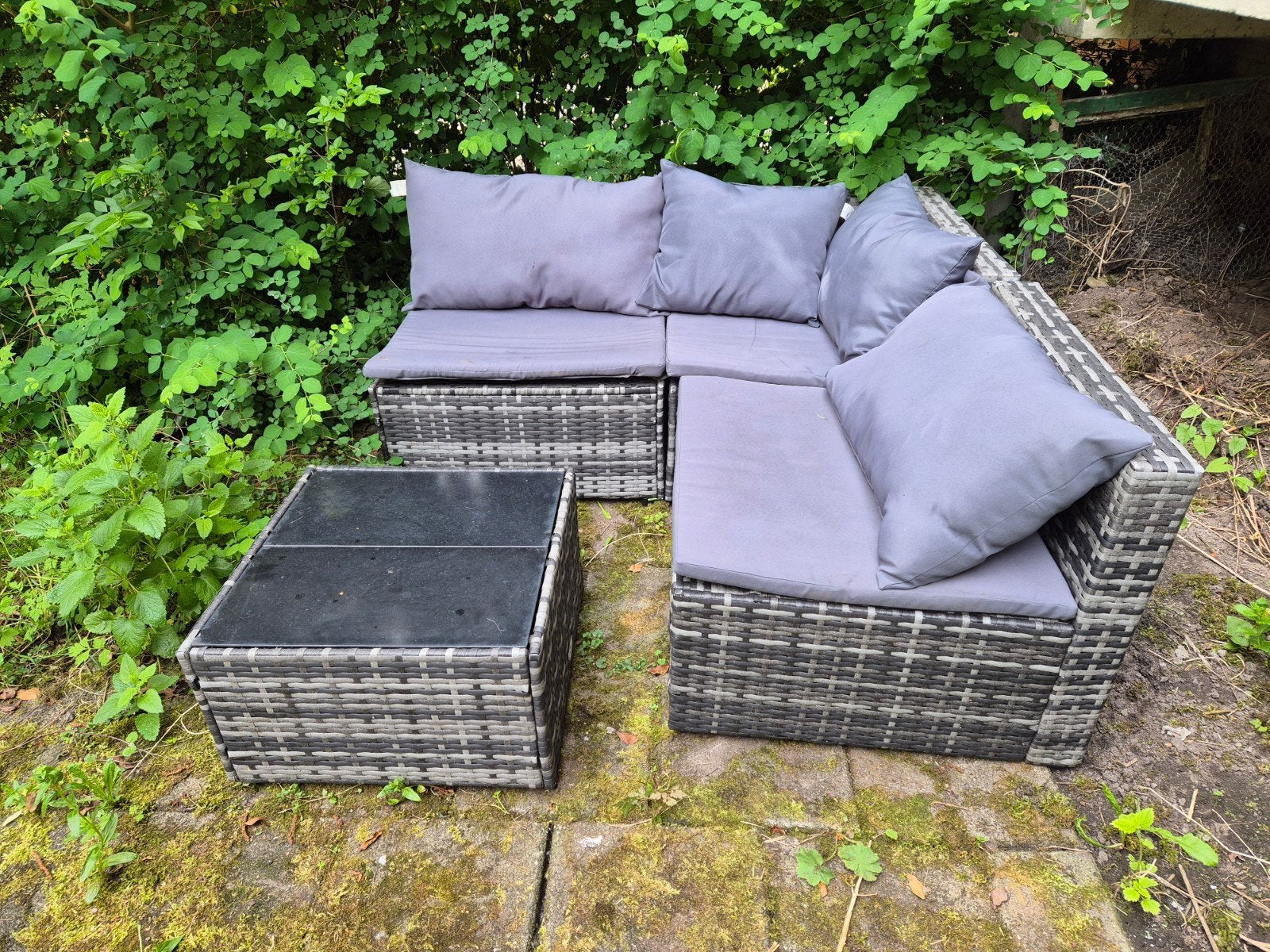 Leuke compacte tuinset, Kunststof, Gebruikt, 3 zitplaatsen, Ophalen of Verzenden