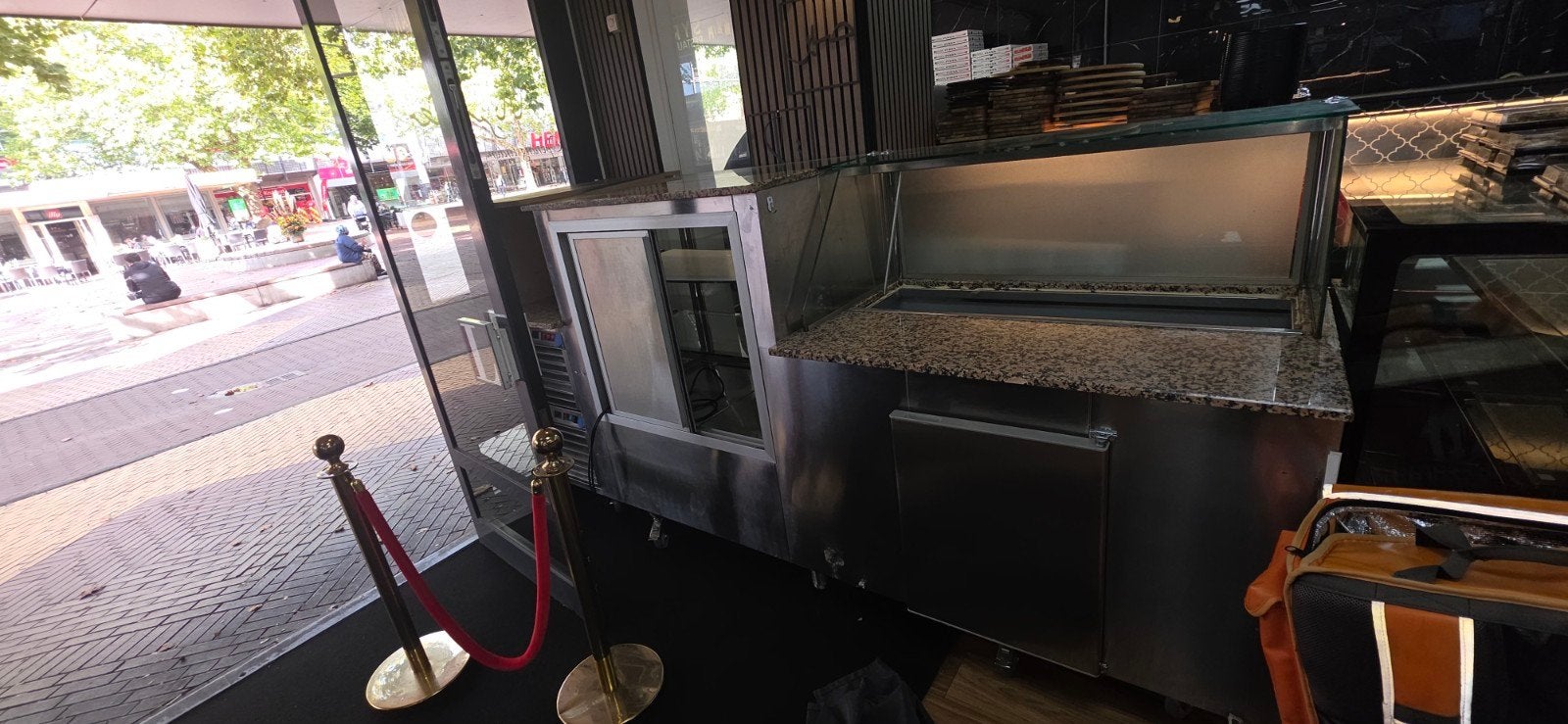 Foto 6 van Horeca Saladette Werkbank Toonbank