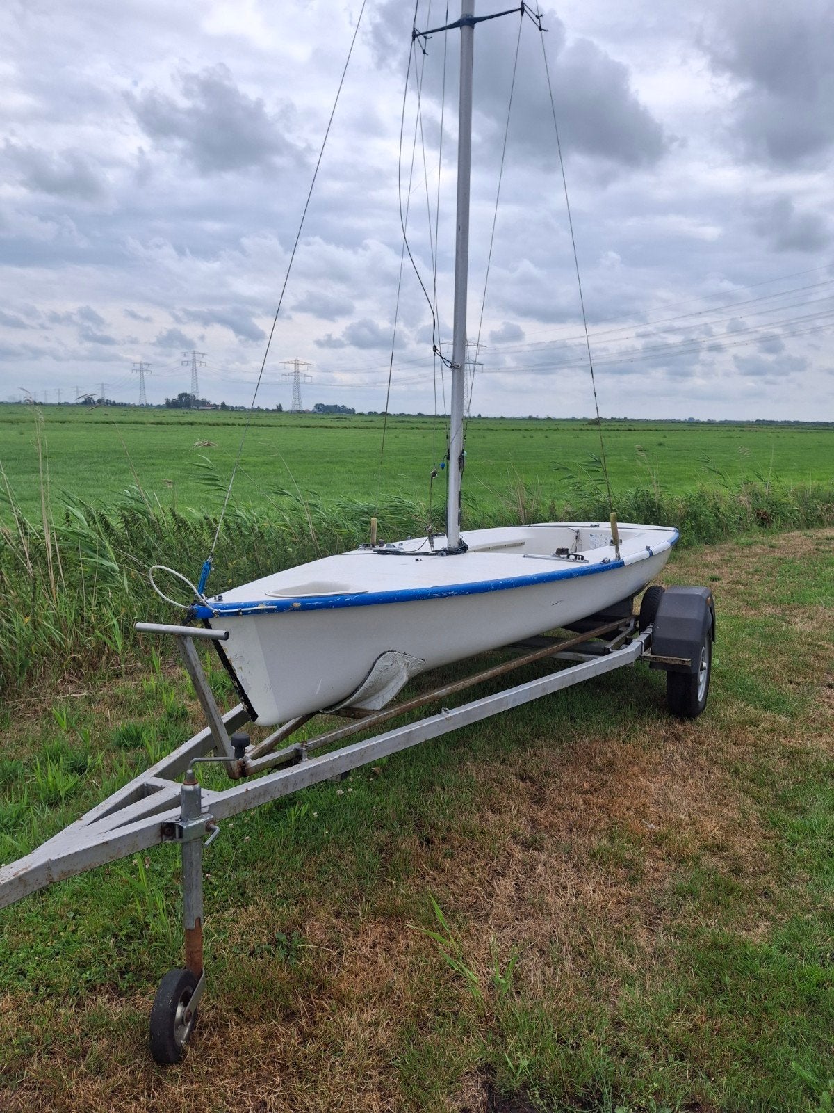 Laser 2 incl strand en wegtrailer, Ophalen, Gebruikt, Laser, Polyester