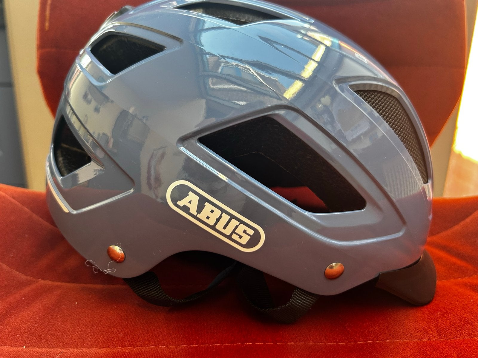 ABUS Hyban 2.0 Fietshelm - Zo goed als nieuw, Ophalen of Verzenden, Zo goed als nieuw, Overige maten, Heer of Dame