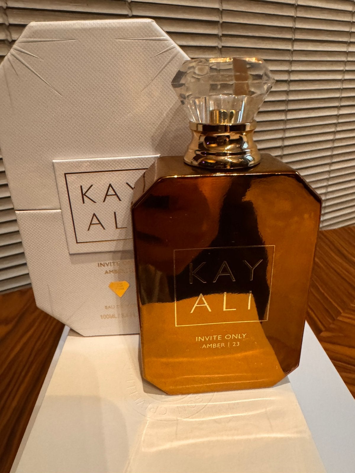 KAYALI Invite Only Amber 23 Eau de Parfum 100 ml, Ophalen of Verzenden, Zo goed als nieuw