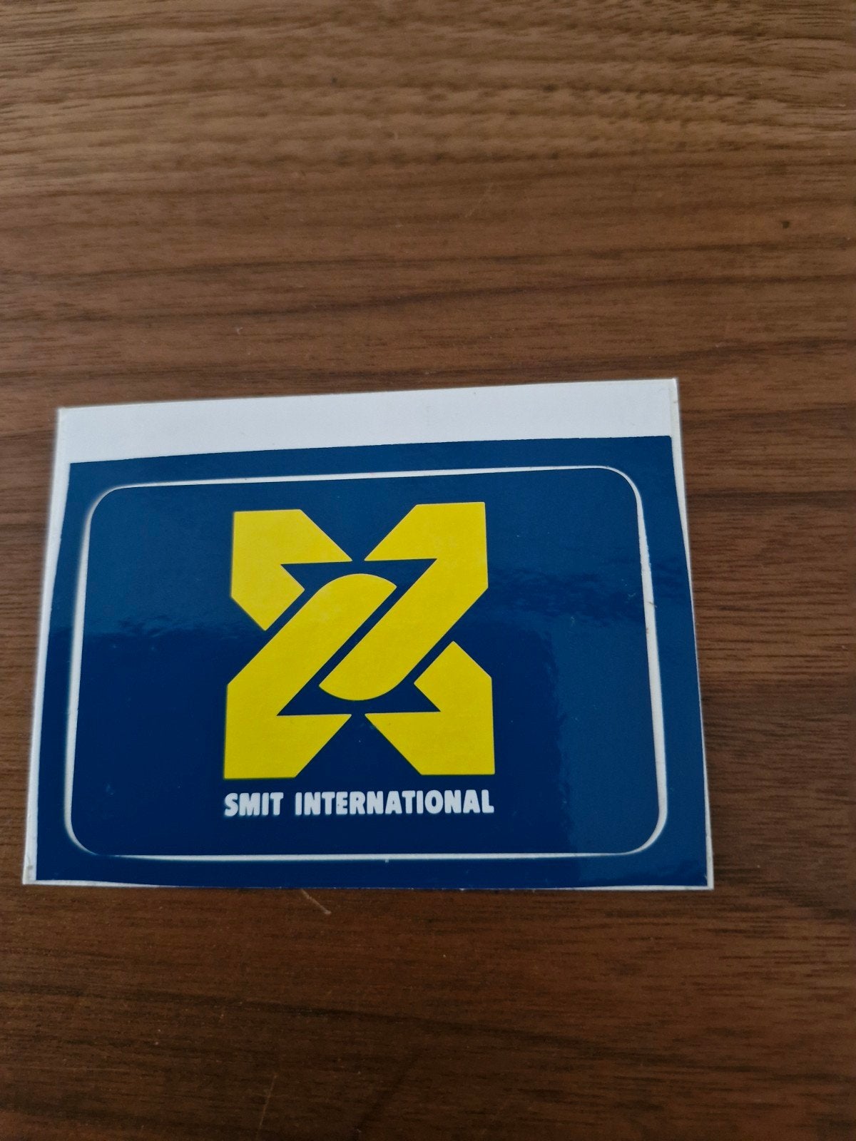 9964  Smit International Sticker - Zeldzaam verzamelobject, Ophalen of Verzenden, Nieuw, Bedrijf of Vereniging