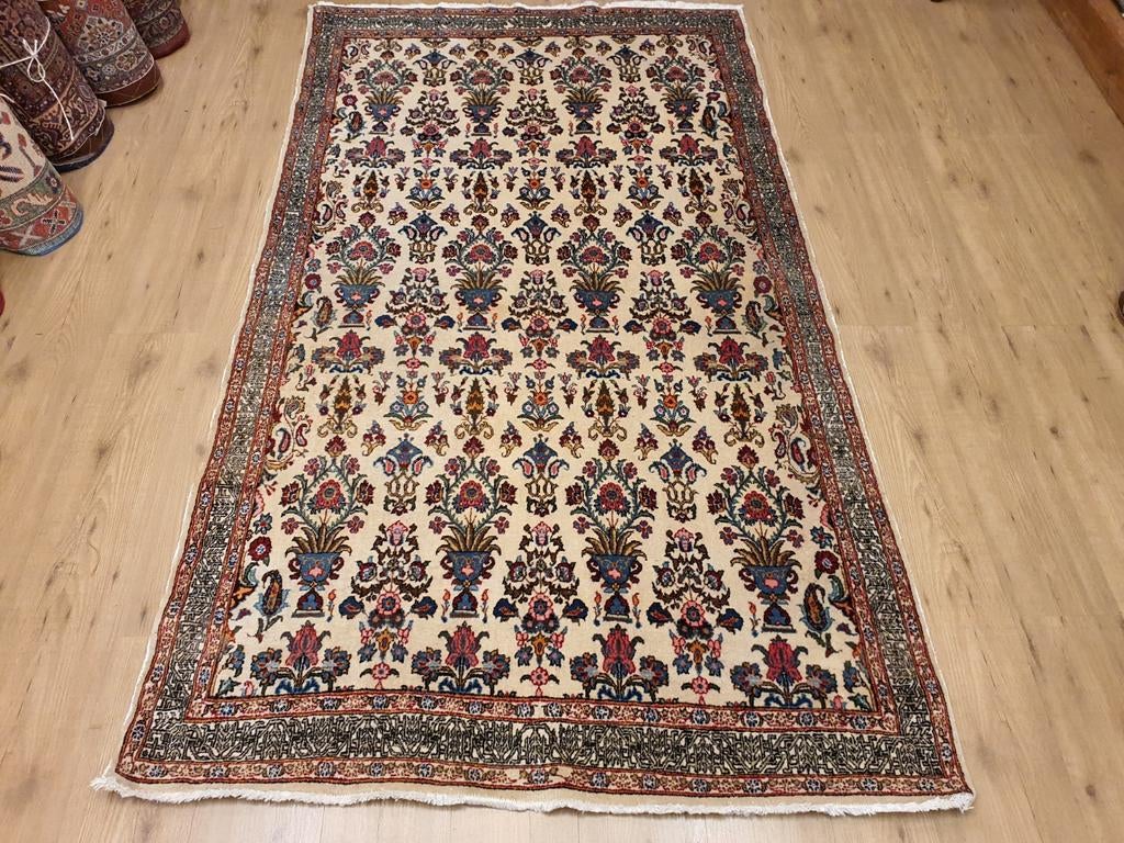 Vintage handgeknoopt perzisch tapijt ghom 230x130, Huis en Inrichting, Stoffering | Tapijten en Kleden, Info@SlatsAntiek.nl, Tweedehands