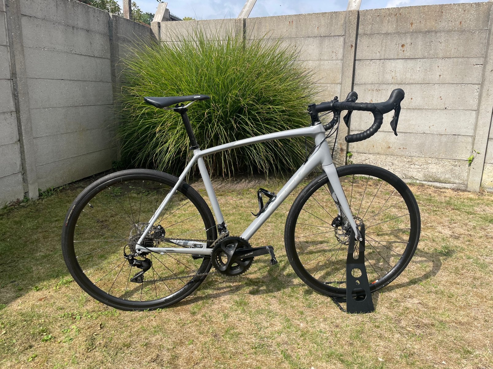 Trek Émonda ALR 5 Disc – maat 56 – Shimano 105, Aluminium, Zo goed als nieuw, Meer dan 20 versnellingen, 53 tot 57 cm