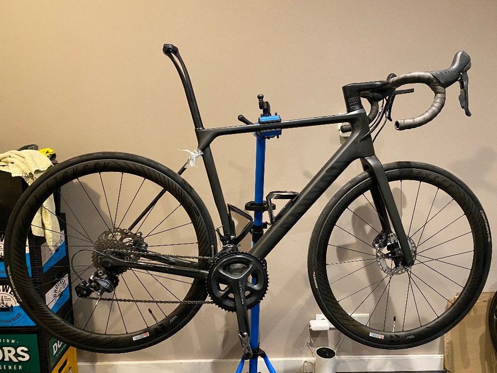 Canyon Endurace CF SLX [KAPOT] / Shimano Ultegra, Gebruikt, Carbon, Meer dan 20 versnellingen, Schijfrem