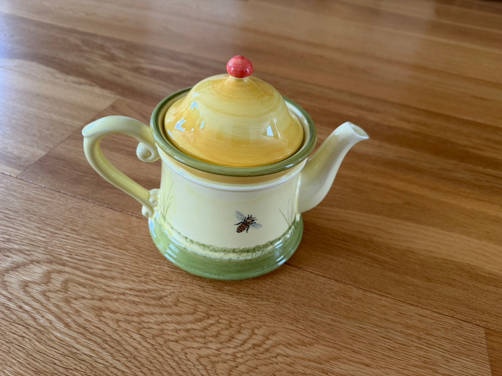 Bijenland theepot van Zeller, Huis en Inrichting, Ophalen, Overige typen, Zo goed als nieuw, Overige stijlen
