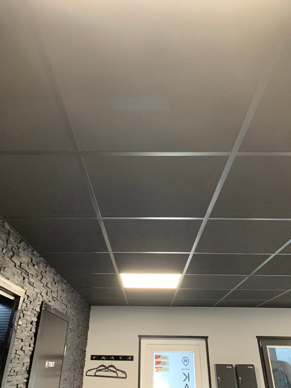 Systeemplafond zwart met ledpanelen., Doe-het-zelf en Verbouw, Ophalen, Gebruikt, Overige materialen, 20 tot 50 mm