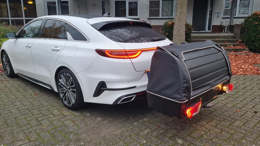 Thule Onto of Arcos trekhaakkoffer te huur skibox bagagebox, Ophalen