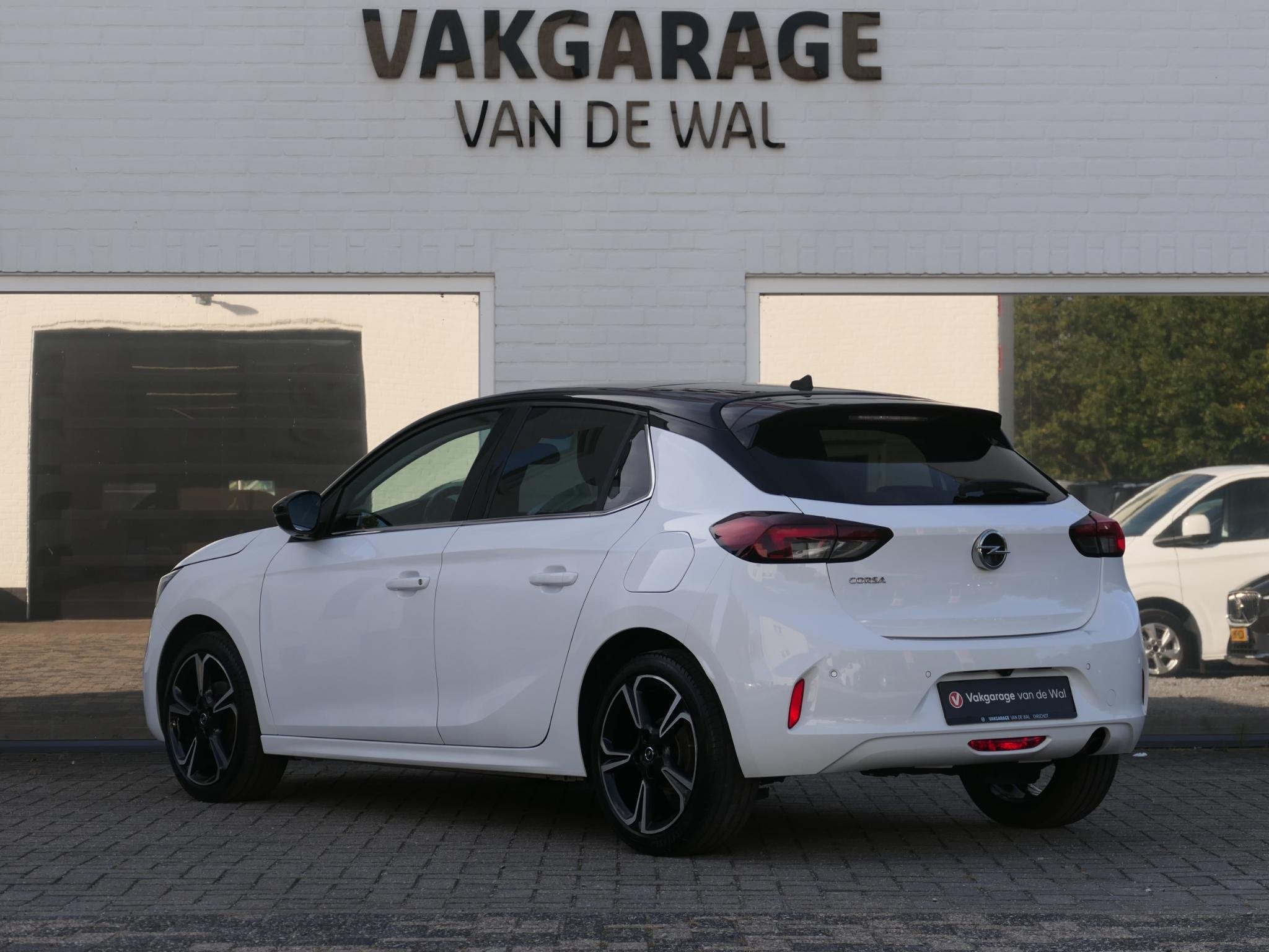 Opel Corsa 1.2 Elegance | Panoramadak | Achteruitrijcamera |, Voorwielaandrijving, Stof, Gebruikt, Euro 6