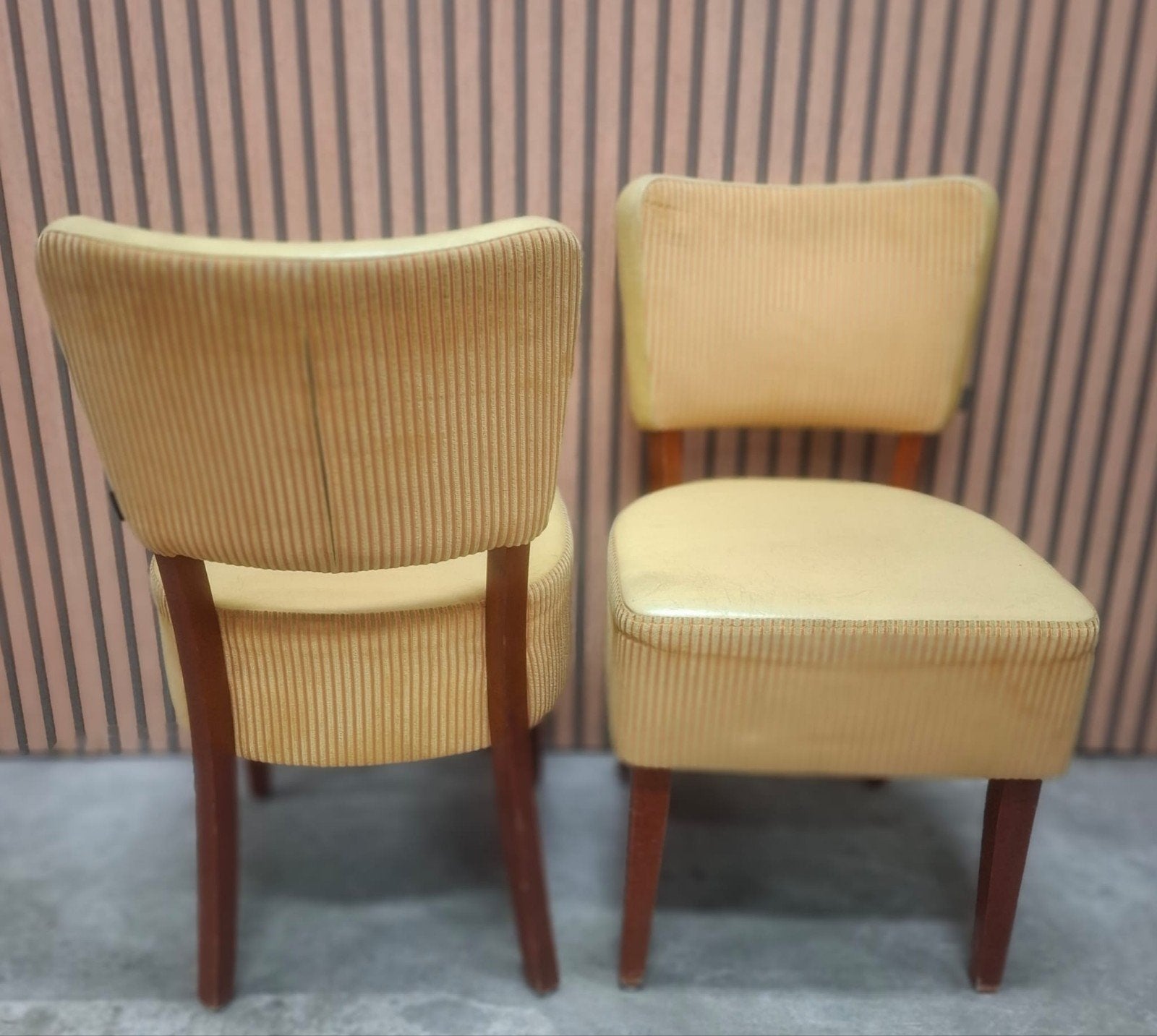 52 x Vervoort cafestoelen bistro horeca kantine stoelen cafe, Bruin, Ophalen of Verzenden, Zo goed als nieuw, Leer