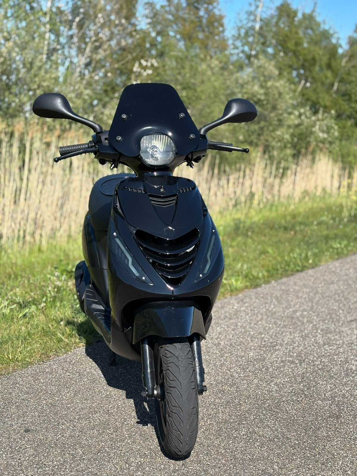 Piaggio Zip 2016 – 4-takt – Full Option, Fietsen en Brommers, Scooters | Piaggio, Ophalen, Zo goed als nieuw, Benzine, Zip