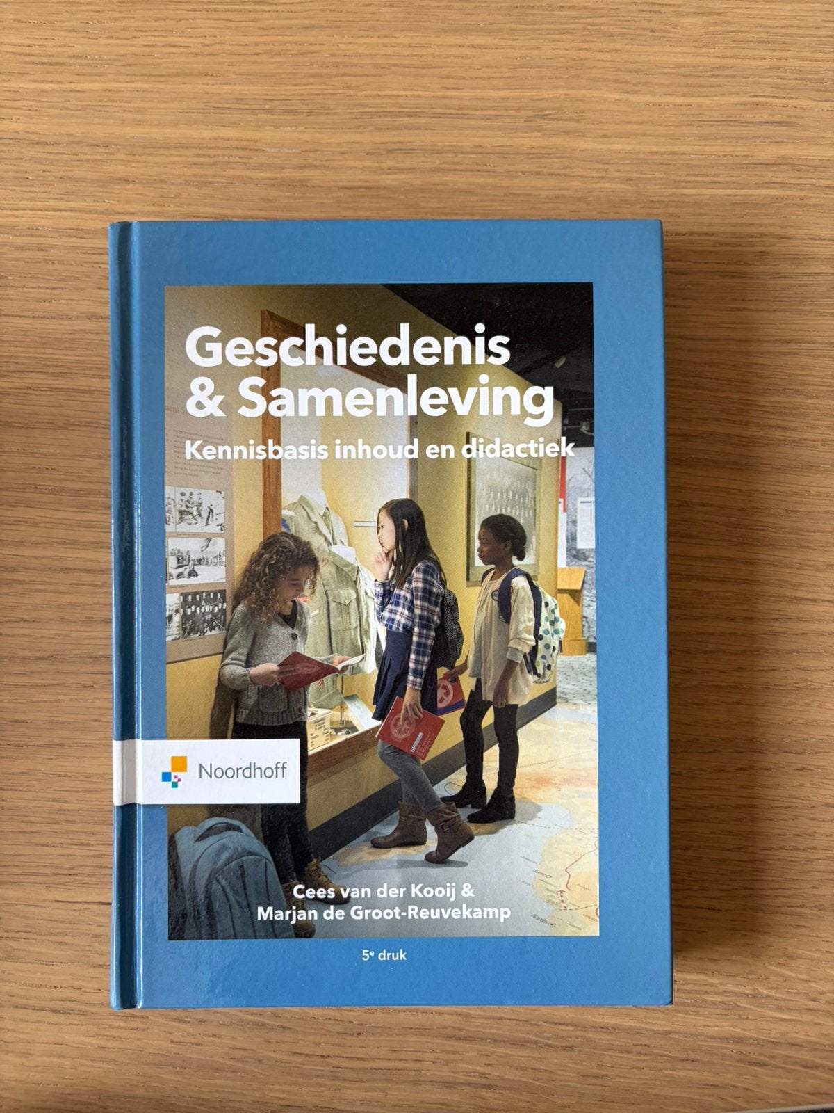 Geschiedenis & samenleving, Ophalen of Verzenden, Zo goed als nieuw, Cees van der Kooij; Marjan de Groot-Reuvekamp