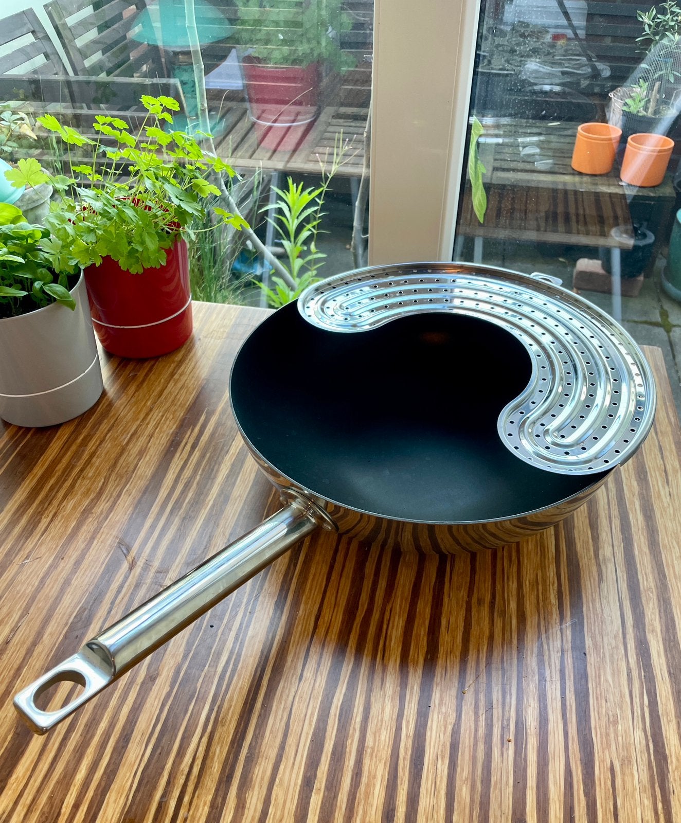 Grote roestvrijstale wok, Huis en Inrichting, Keuken | Potten en Pannen, Ophalen, Zo goed als nieuw, Wok