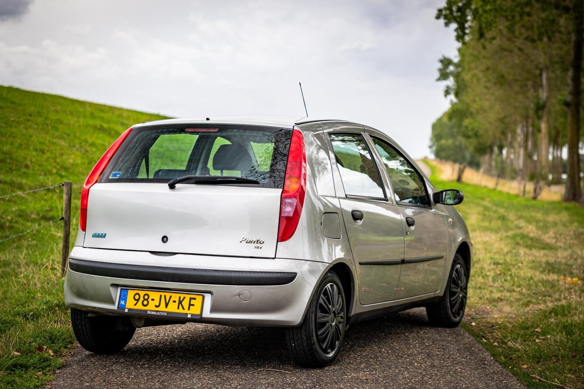 Fiat Punto 1.2-16V Dynamic Speedgear |Nap |5Deurs |Automaat, 15 km/l, Gebruikt, 4 cilinders, Met garantie (alle)