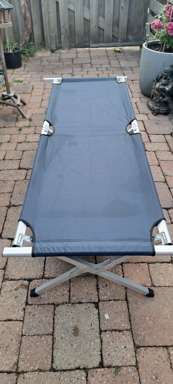 campingbed, Ophalen, Zo goed als nieuw, Aluminium