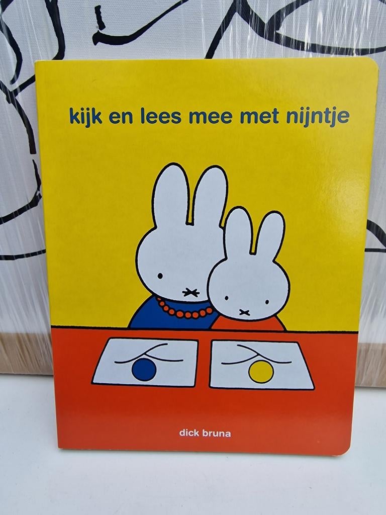 Kijk en lees mee met Nijntje - Nieuw, ongeopend, Boeken, Kinderboeken | Jeugd | onder 10 jaar, Nieuw, Fictie algemeen, Ophalen of Verzenden