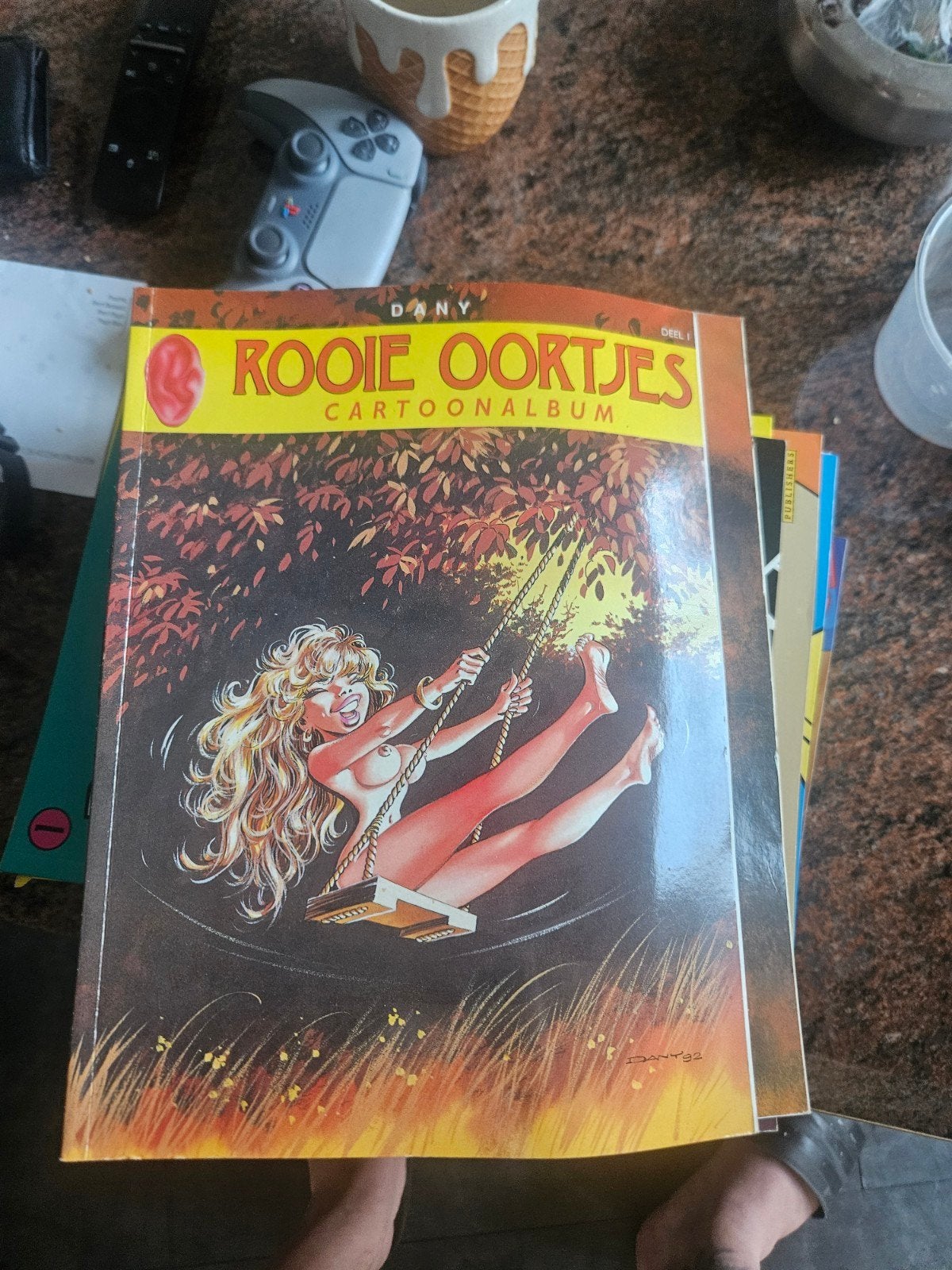 Rooie Oortjes Cartoonalbum -, Boeken, Complete serie of reeks, Ophalen of Verzenden, Gelezen, Dany, Di Sano, Bloody & Gutsy, Hardan, E. Marti