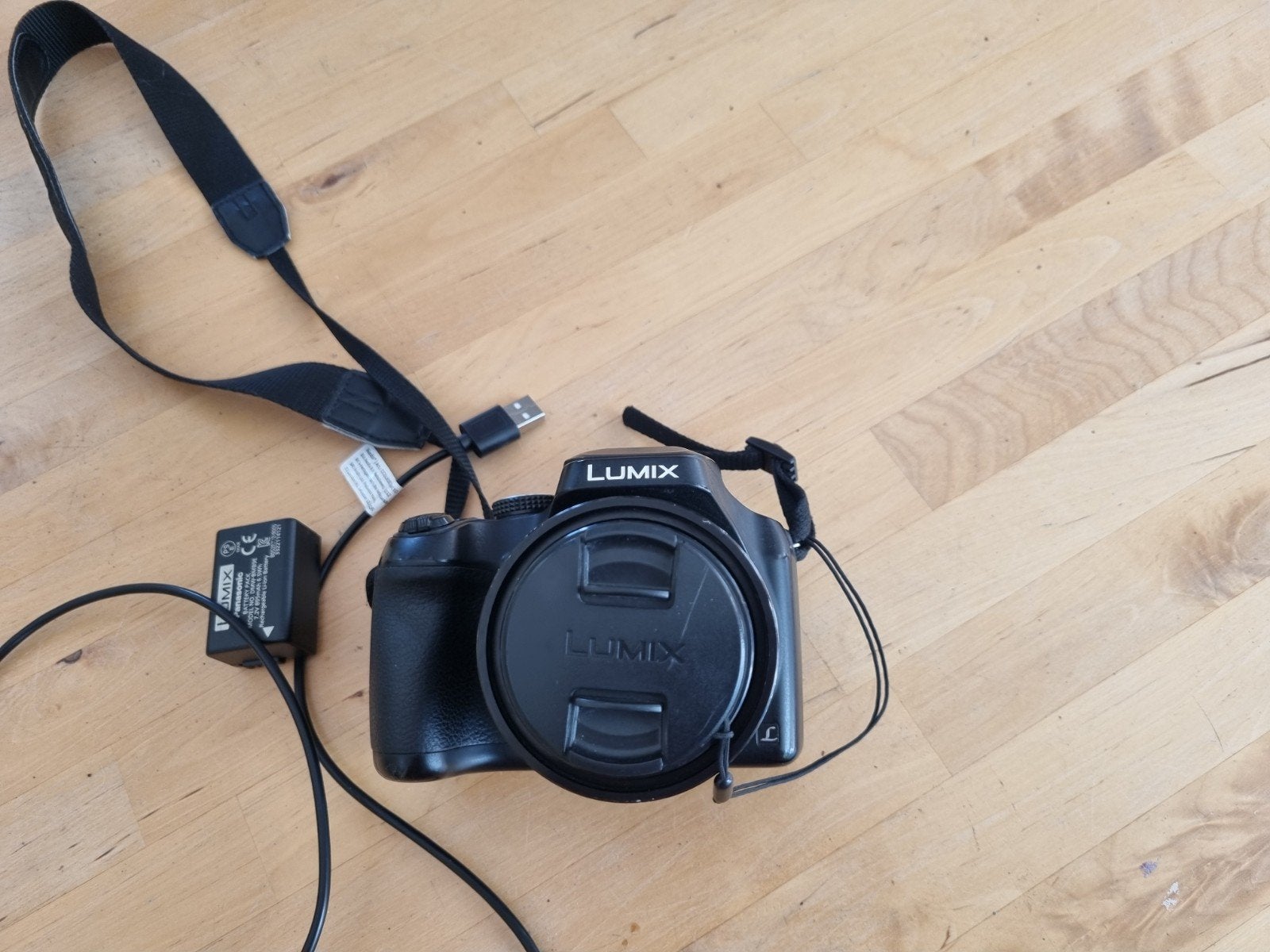 Panasonic Lumix DC-FZ82 Bridgecamera met extra accu, Ophalen, Gebruikt, 18 megapixels, Overige Merken
