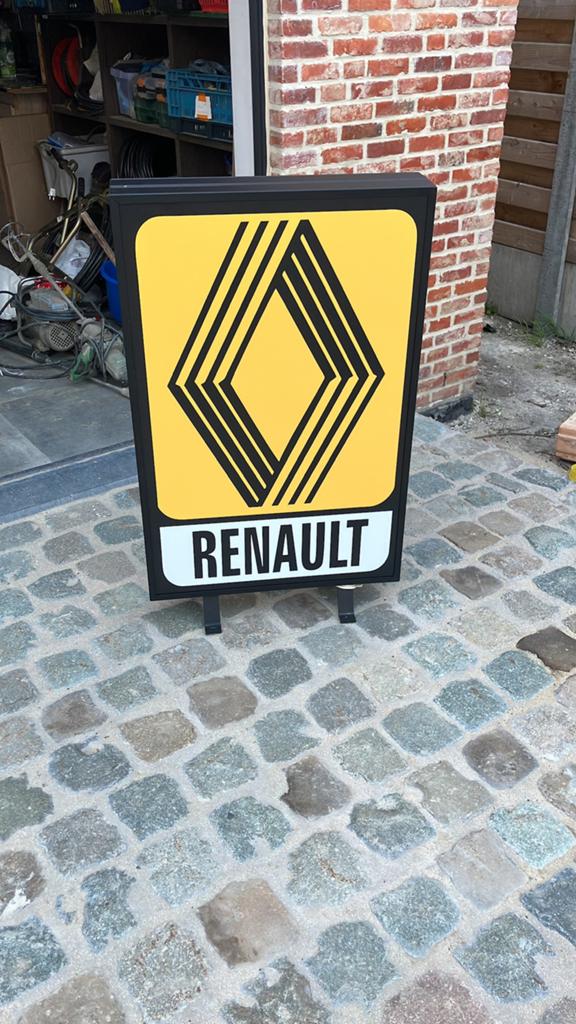 Lichtbak Renault, Verzamelen, Merken en Reclamevoorwerpen, Ophalen of Verzenden, Zo goed als nieuw, Lichtbak of (neon) lamp