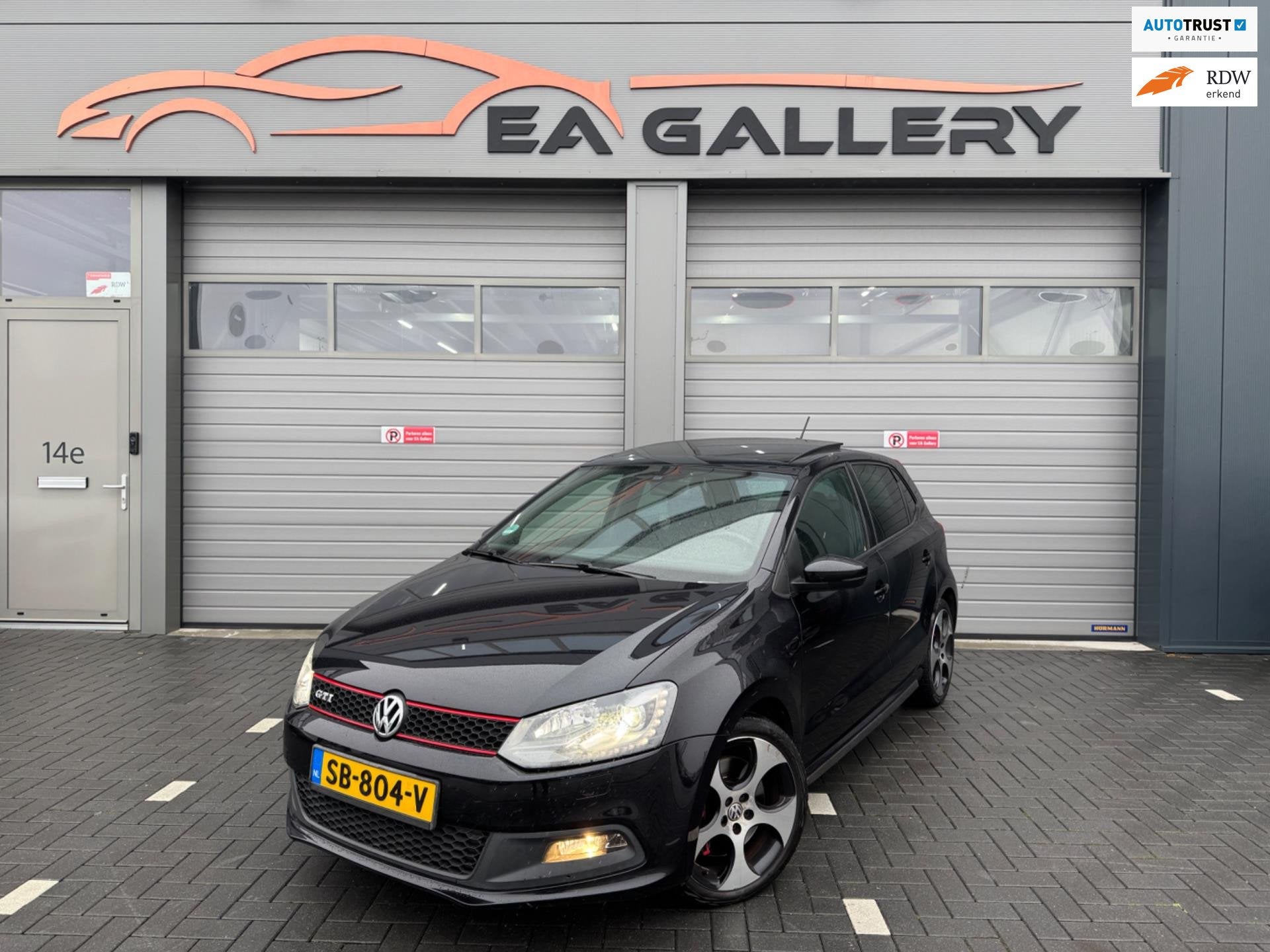 Volkswagen Polo 1.4 TSI GTI DSG 180PK PANO Navi Airco Cruise, Euro 5, 4 cilinders, Automatische klimaatregeling, Zwart