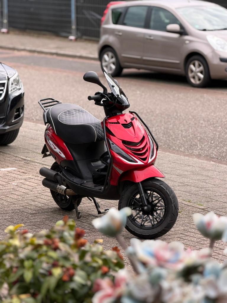 Piaggio Zip 200cc Runner VXR LC, Ophalen, Gebruikt, Maximaal 45 km/u, Zip