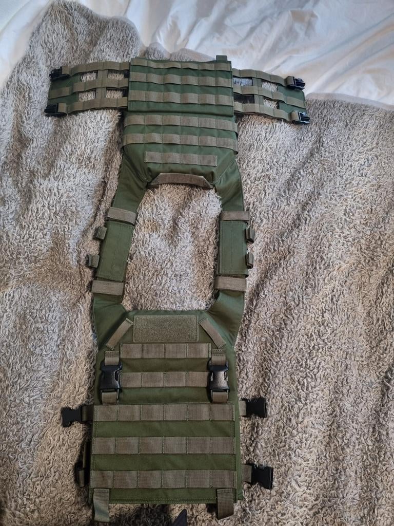 Airsoft vesten, Ophalen of Verzenden, Zo goed als nieuw